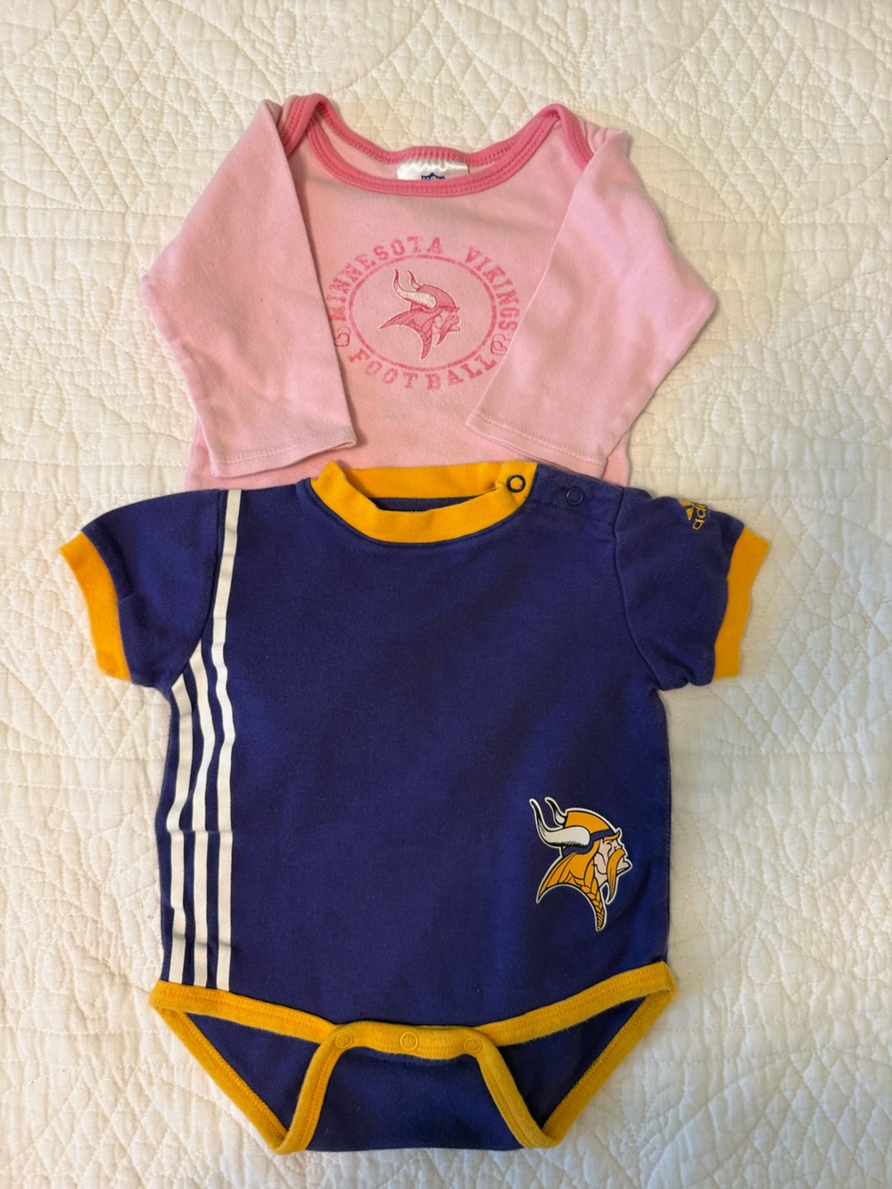6-9 Months adidas & NFL Official Minnesota Vikings Set of 2 Onesies